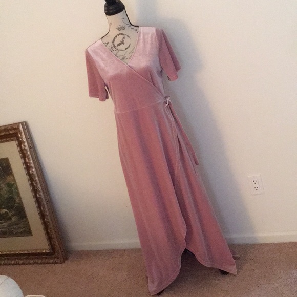 PINK THREAD VELOUR WRAP AROUND DRESS - Picture 3 of 8